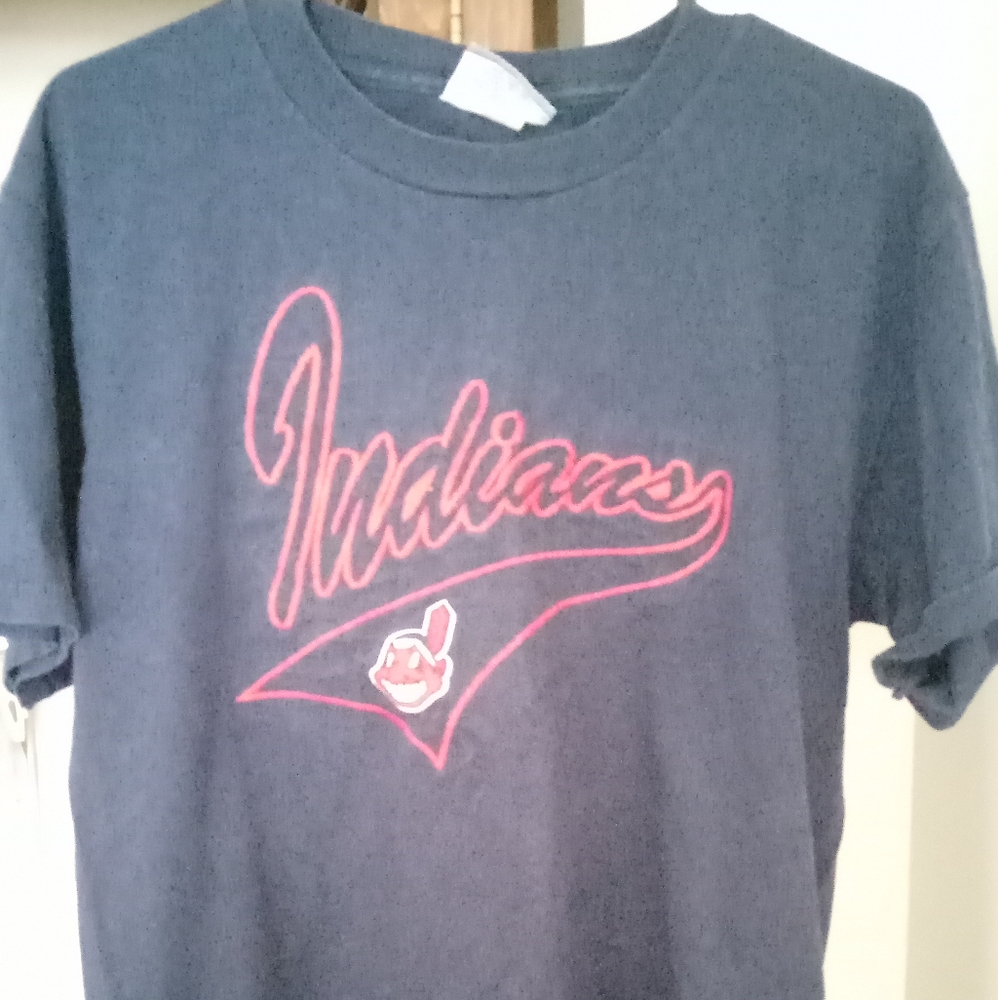 Vintage Cleveland Indians shirt